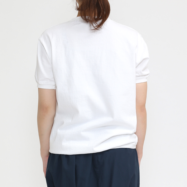 モデル身長：162cm　着用：WHITE/M