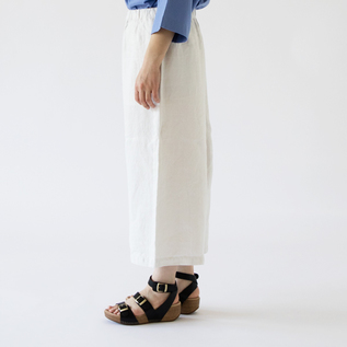 VINTAGE WHITE（モデル身長：162cm）