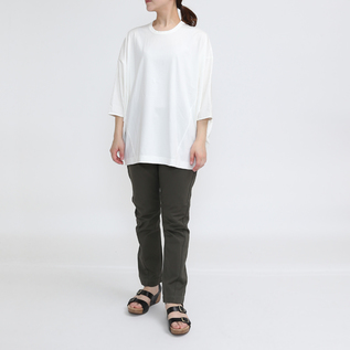 OFF WHITE(モデル身長:162cm) OFF WHITE(モデル身長:162cm)
