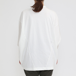 OFF WHITE(モデル身長:162cm) OFF WHITE(モデル身長:162cm)