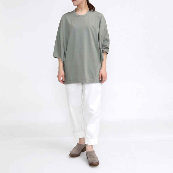 SMOKE MINT（モデル身長：162cm）