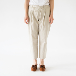 IVORY(モデル身長:162cm) IVORY(モデル身長:162cm)