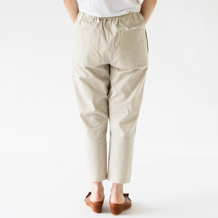 IVORY(モデル身長:162cm) IVORY(モデル身長:162cm)