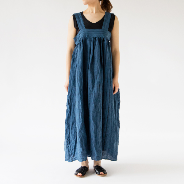 NAVY（モデル身長：162cm）