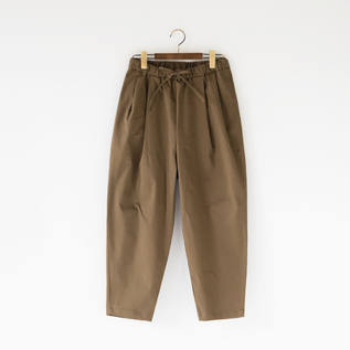 チノストレッチタックパンツ(OLIVE) チノストレッチタックパンツ(OLIVE)
