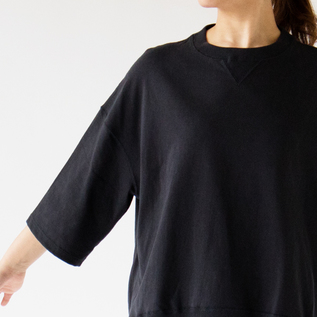 身動きしやすい腕まわり(CHARCOAL GREY) 身動きしやすい腕まわり(CHARCOAL GREY)