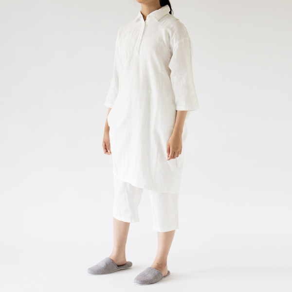 WHITE（モデル身長：167cm）