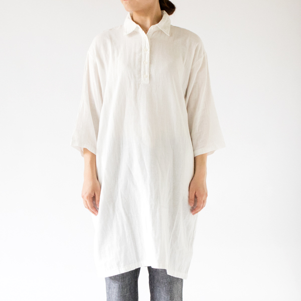 WHITE（モデル身長：162cm）