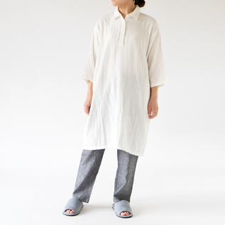 WHITE（モデル身長：162cm）