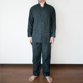 男性モデル(165cm、Sサイズ着用) 男性モデル(165cm、Sサイズ着用)