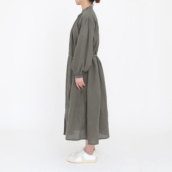 モデル身長163cm/体重51kg(KHAKI)