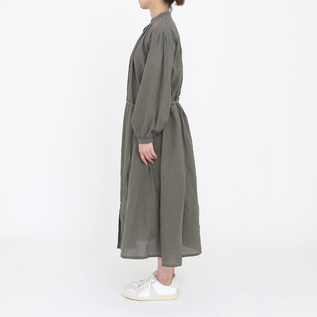 モデル身長163cm/体重51kg(KHAKI)