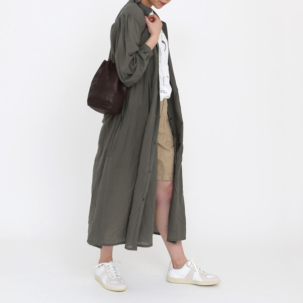 モデル身長163cm/体重51kg(KHAKI)