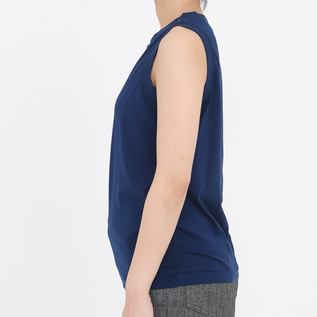 BLUE(モデル身長 163cm) BLUE(モデル身長 163cm)