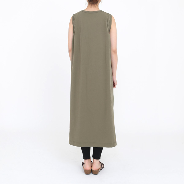 KHAKI(モデル身長 163cm) KHAKI(モデル身長 163cm)