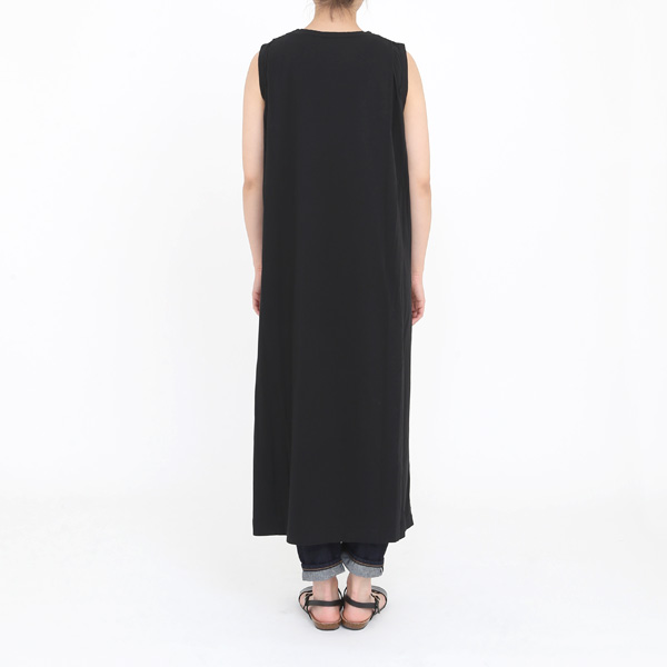 BLACK(モデル身長 163cm) BLACK(モデル身長 163cm)