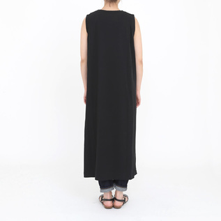 BLACK(モデル身長 163cm) BLACK(モデル身長 163cm)