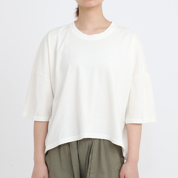 ホワイト(モデル身長:163cm) ホワイト(モデル身長:163cm)