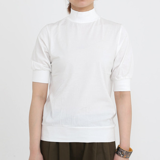 OFF WHITE(モデル身長:163cm) OFF WHITE(モデル身長:163cm)