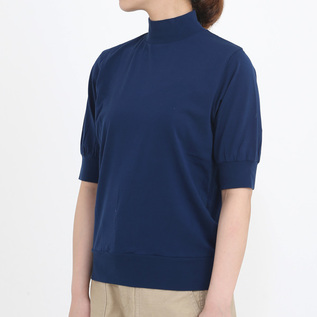 BLUE(モデル身長:163cm) BLUE(モデル身長:163cm)