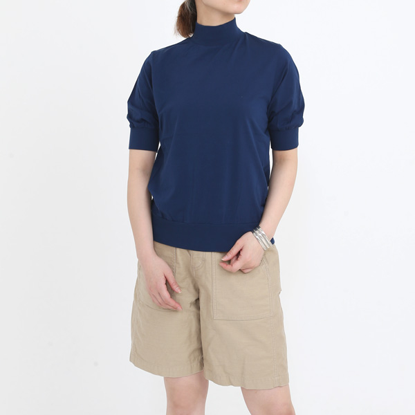 BLUE（モデル身長：163cm）