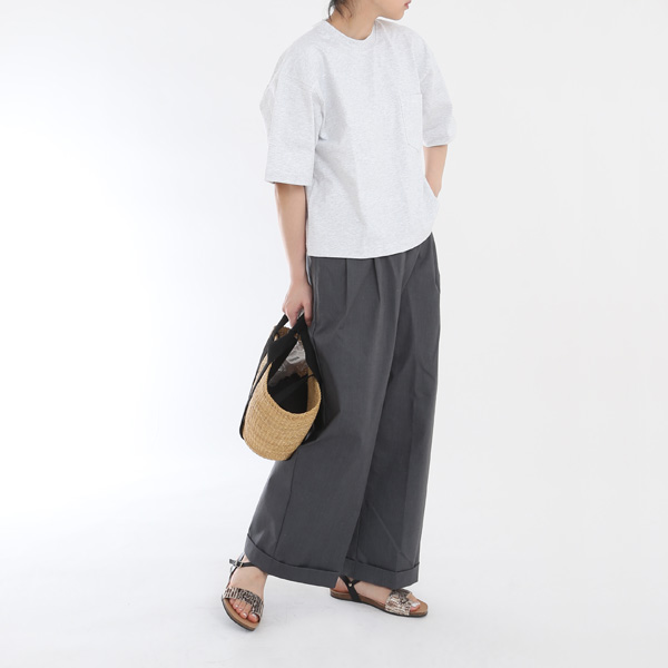 HEATHER GREY（モデル身長：163cm）