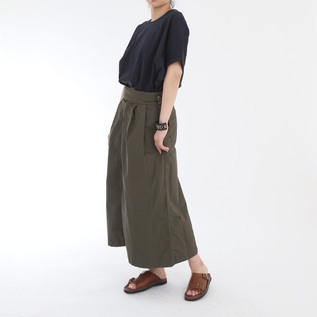 着用イメージ(BROWN) 着用イメージ(BROWN)